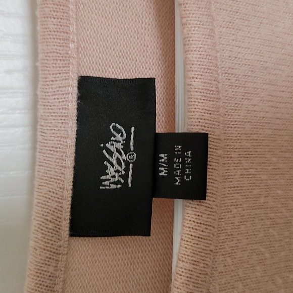 Womens top - Picture 3 of 4